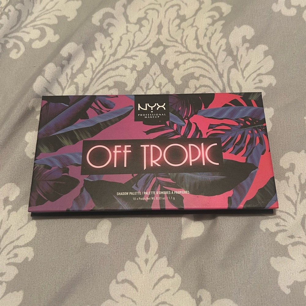 NYX Off Tropic Shadow Palette